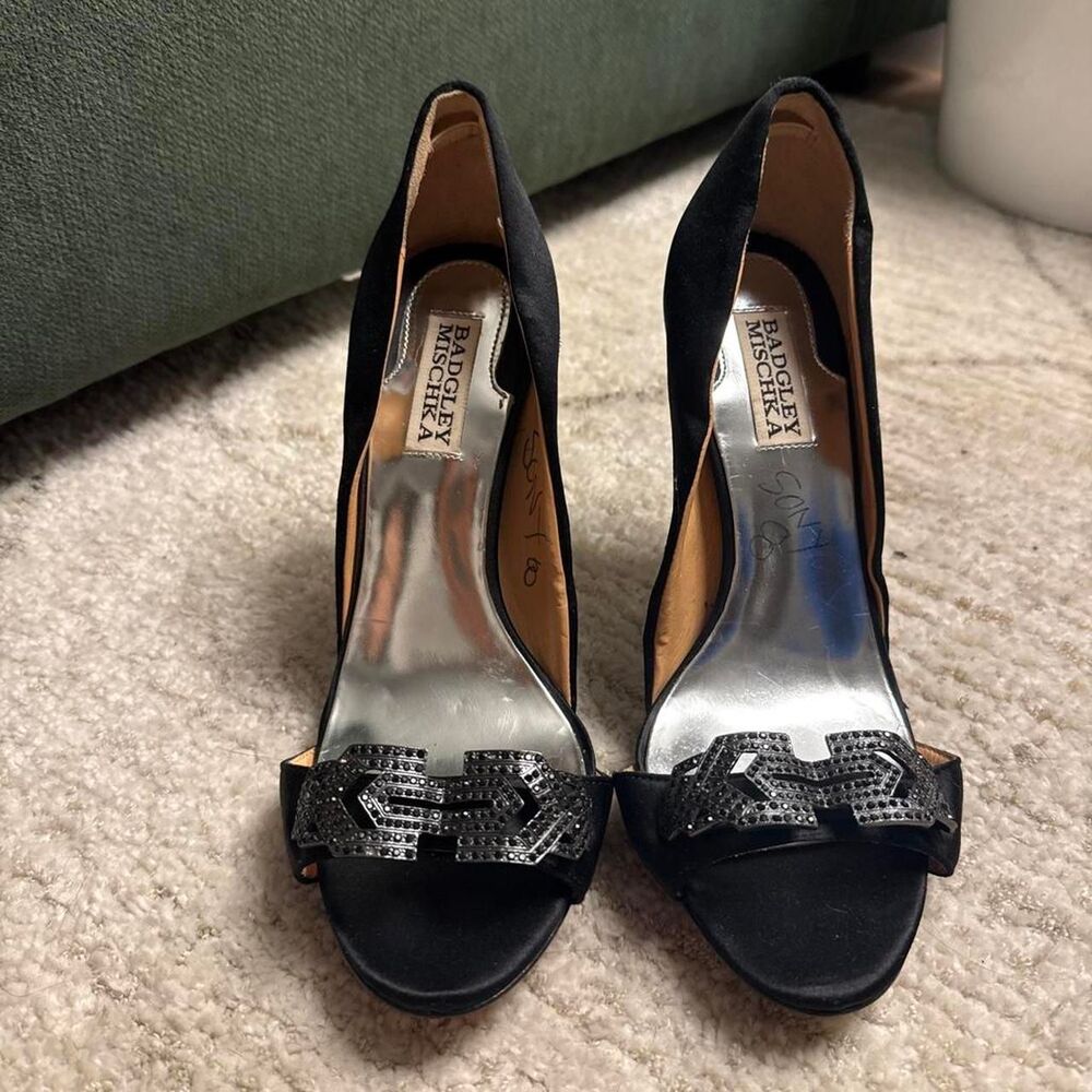 Badgley Mischka Women's Black Heels